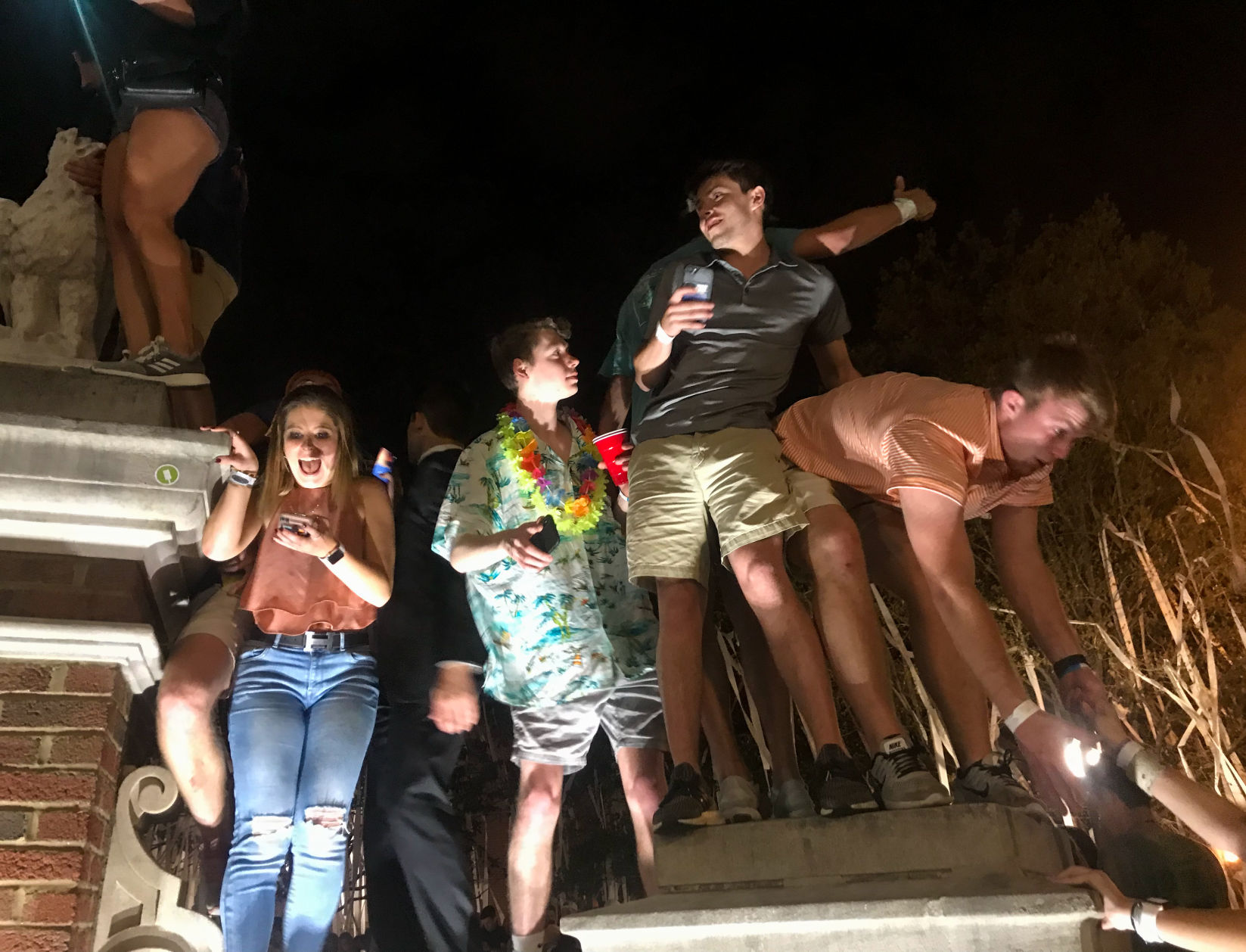 Auburn fans gather to celebrate Auburn’s 97-80 win over North Carolina